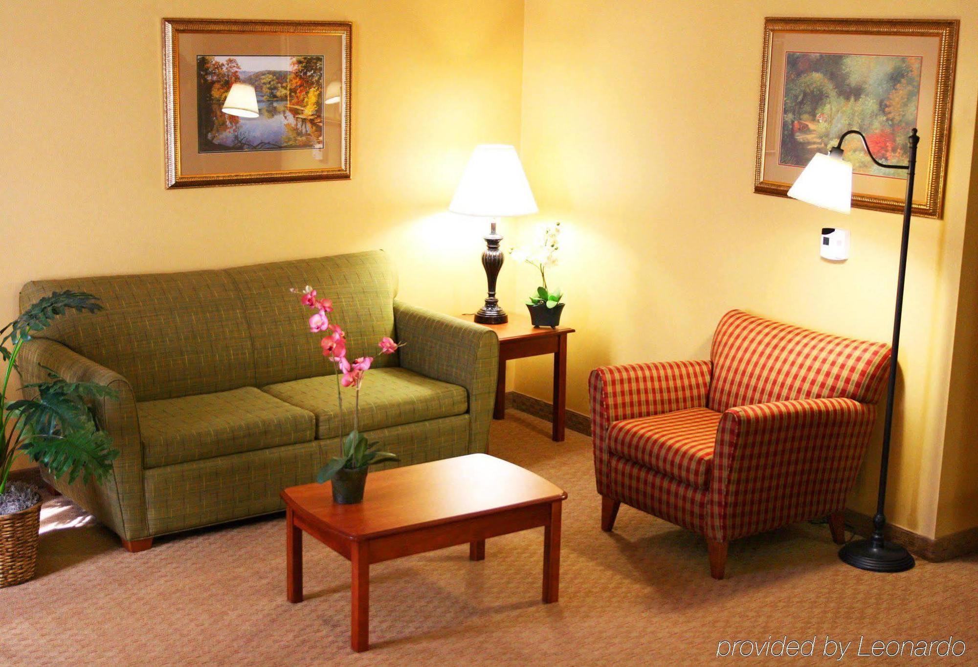 Hampton Inn & Suites Los Angeles Burbank Airport Bagian luar foto